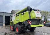 Claas LEXION 670 TT Combine