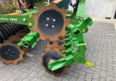 Amazone Catros 3003+ met V-ringwals KW